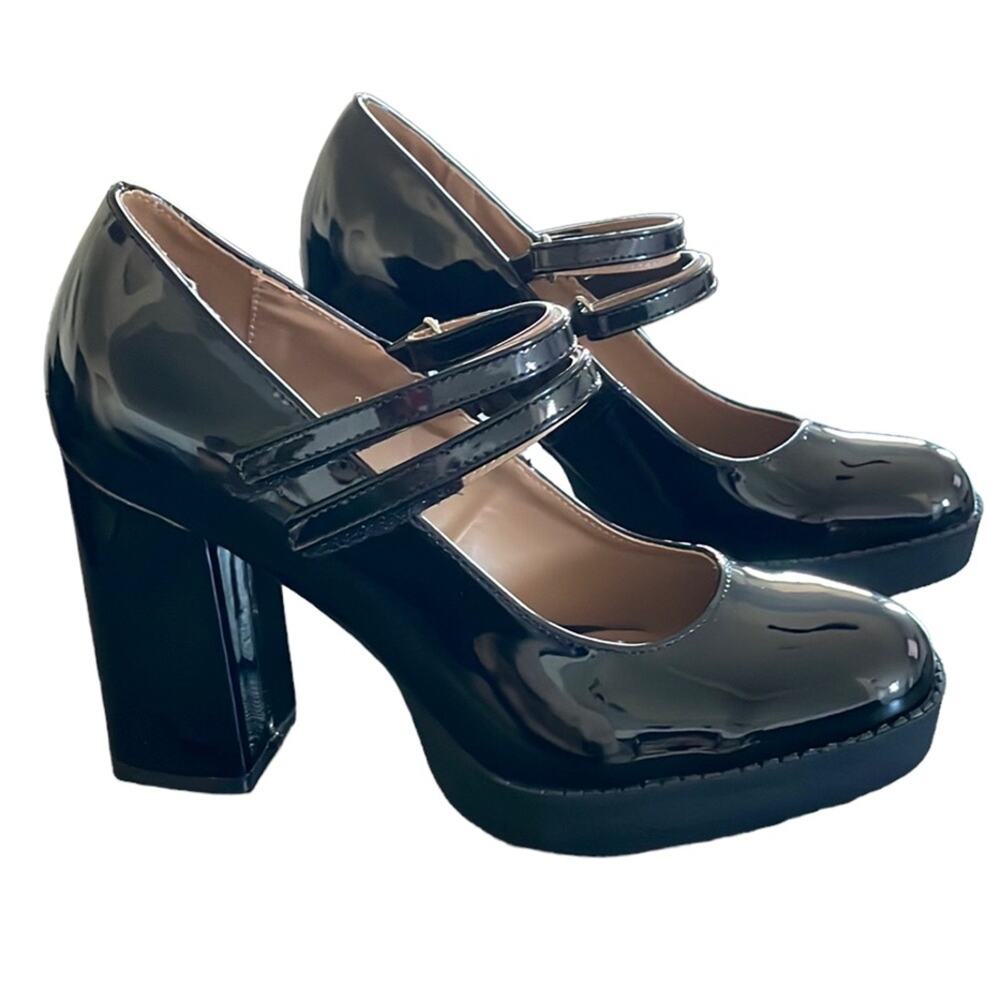 Bamboo Black Patent Platform Block Heel Mary Jane Size 9 NWOT